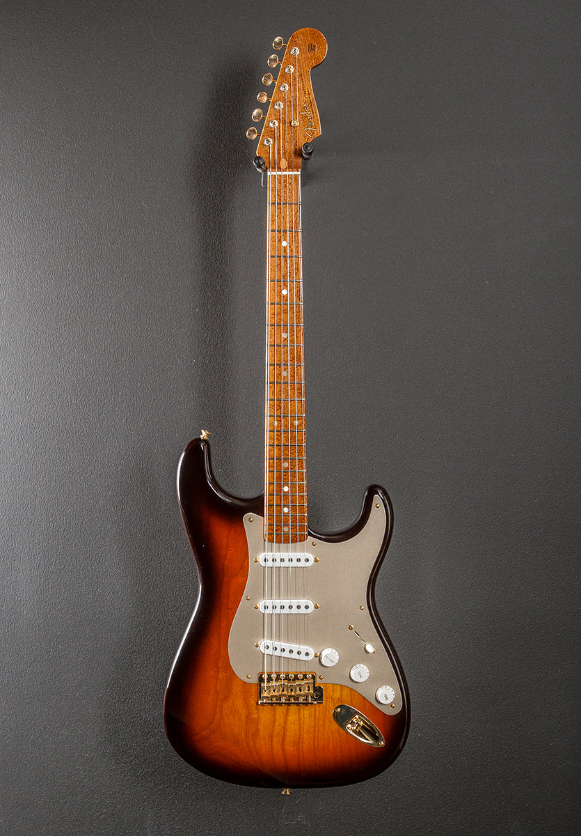 Limited Edition 70th Anniversary 1954 Deluxe Closet Classic Strat - Image 3