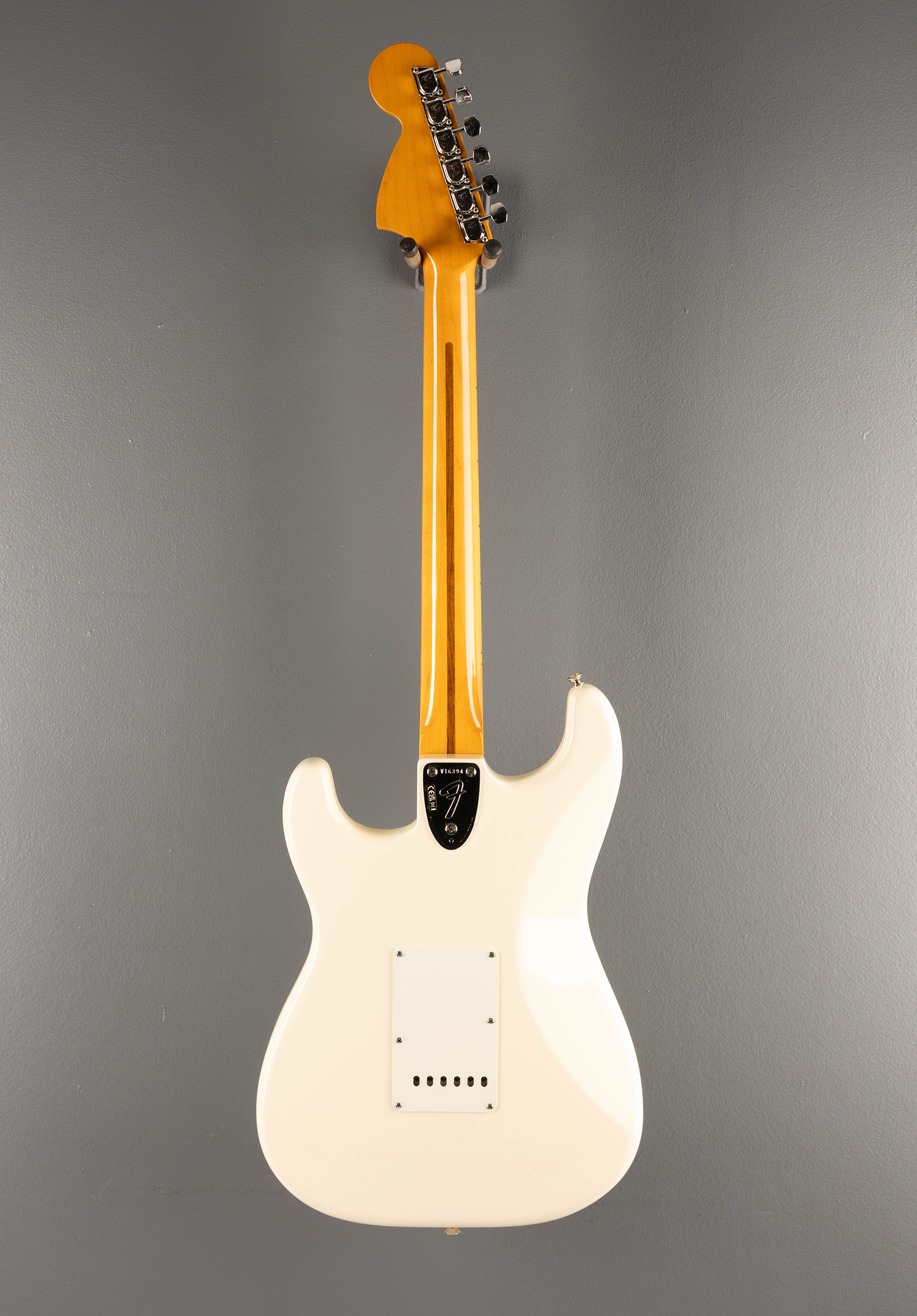 Limited Edition American Vintage II 1973 Stratocaster - Olympic White - Image 5