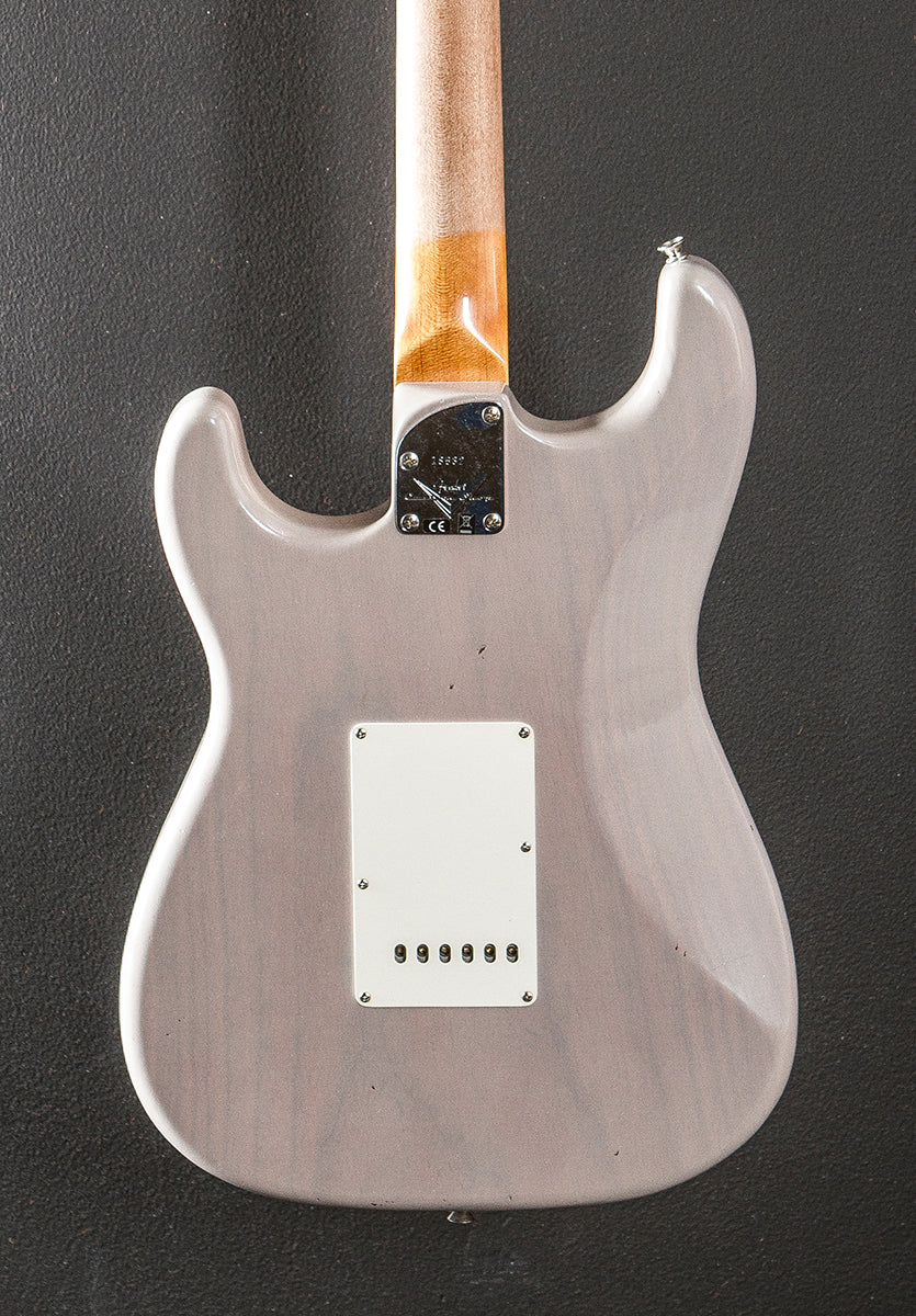 Limited Edition Roasted Journeyman Relic Strat - Image 4