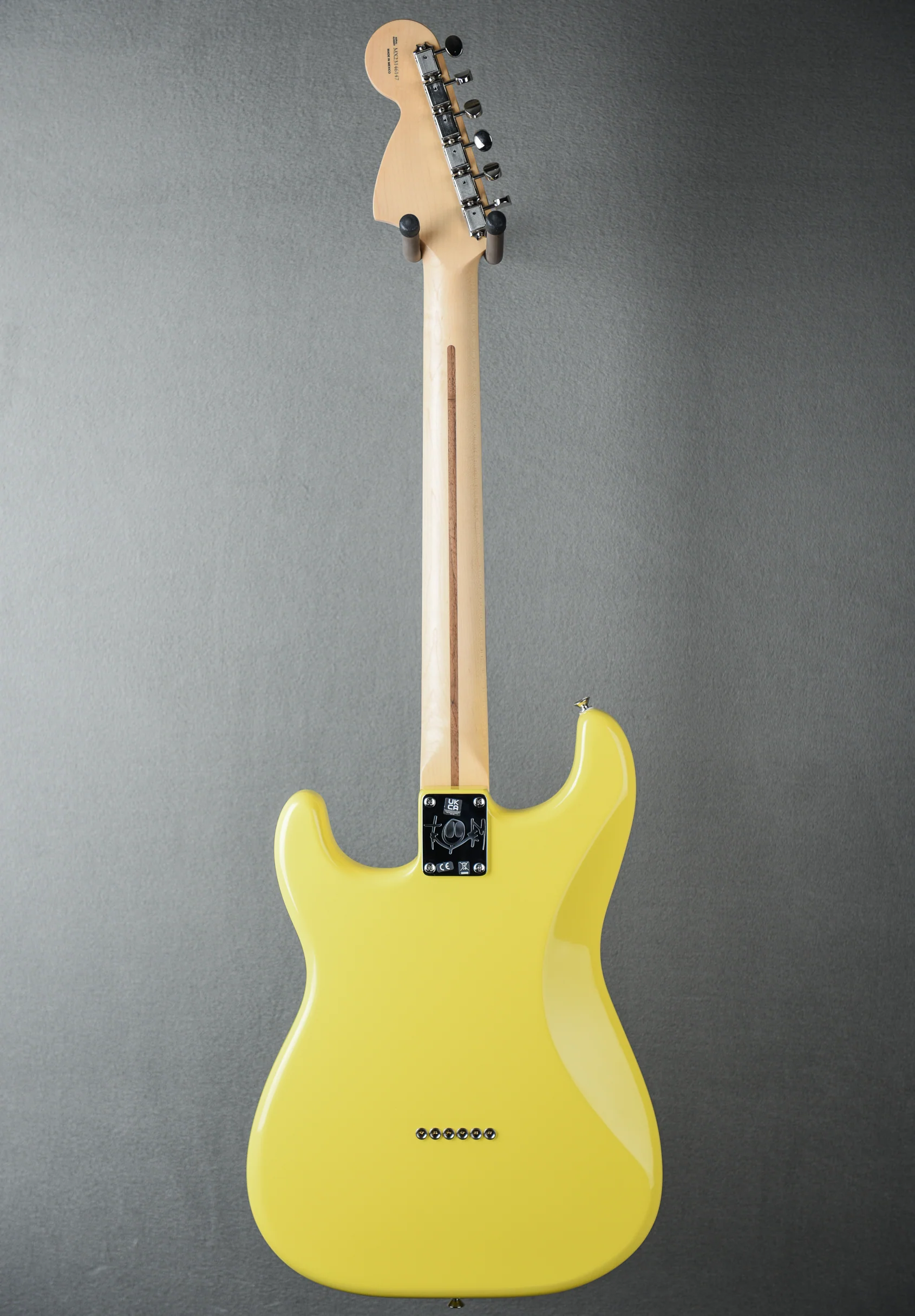 Limited Edition Tom DeLonge Stratocaster - Graffiti Yellow - Image 4