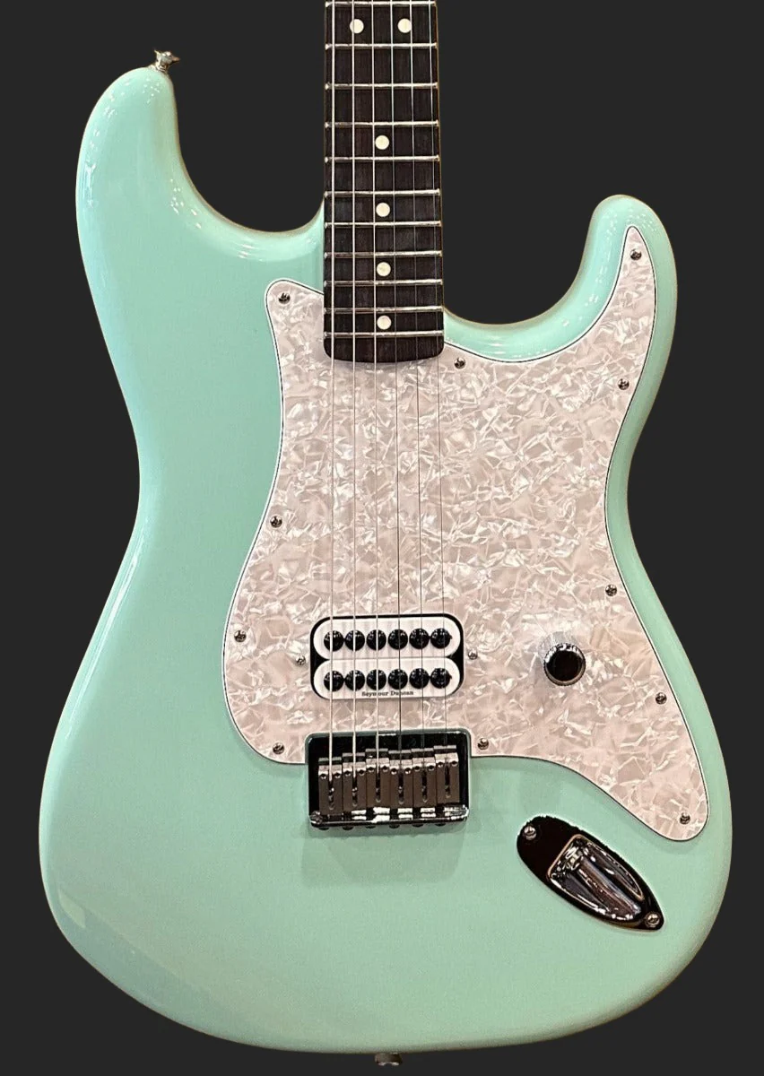 Limited Edition Tom Delonge Stratocaster - Surf Green - Image 2