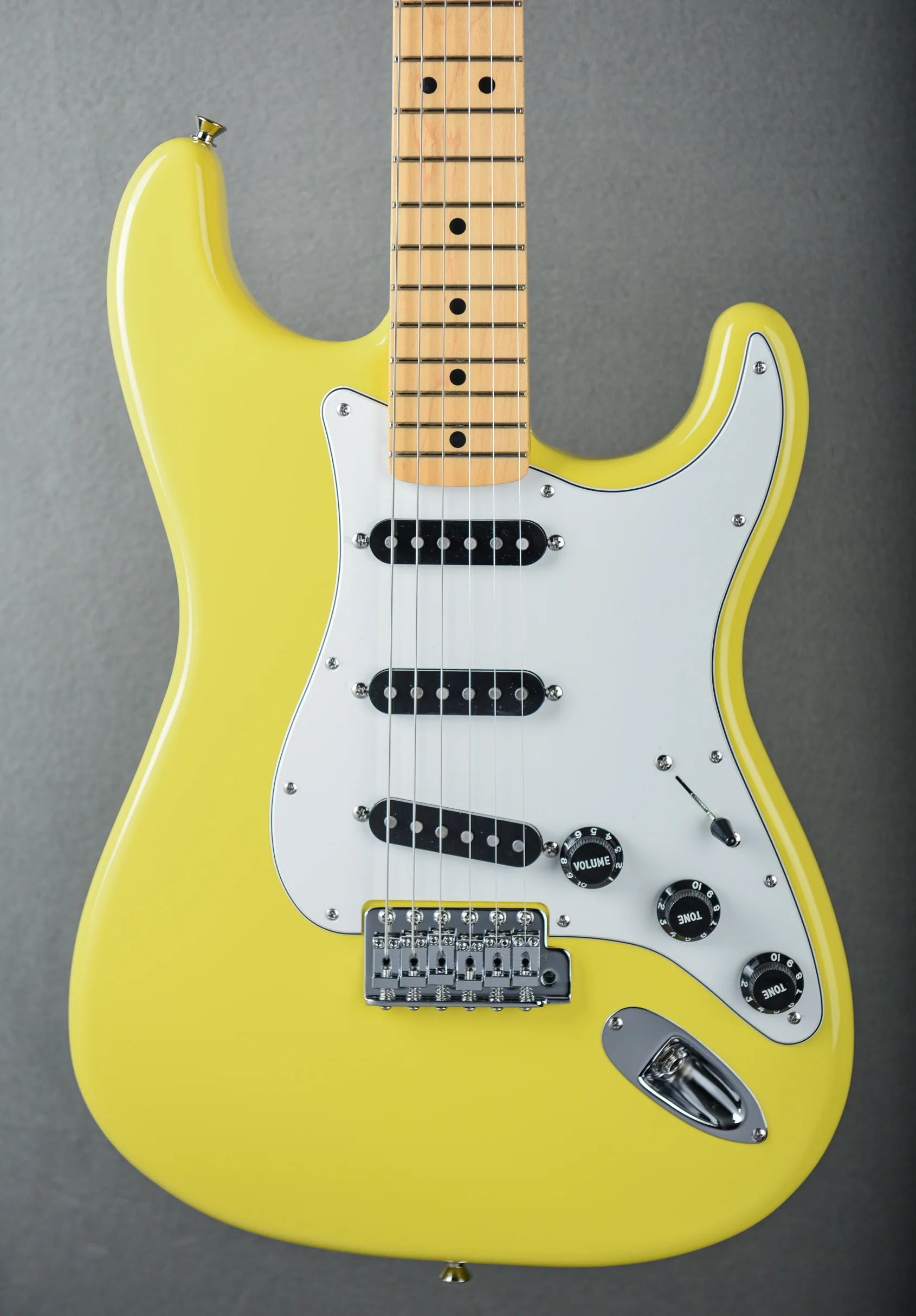 MIJ LTD. International Color Strat, '23 - Image 2