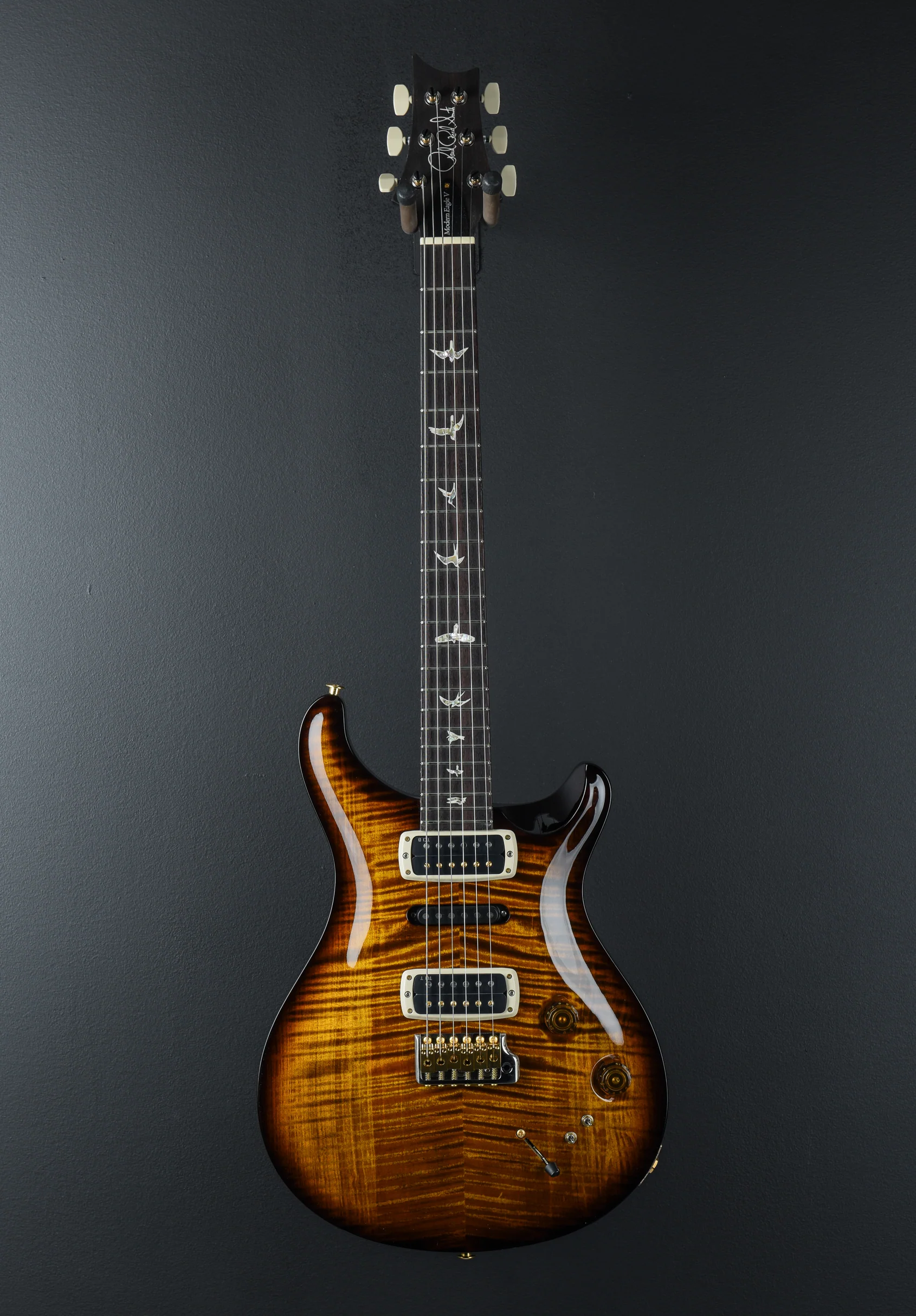 Modern Eagle V 10 Top - Black Gold Wraparound Burst - Image 3
