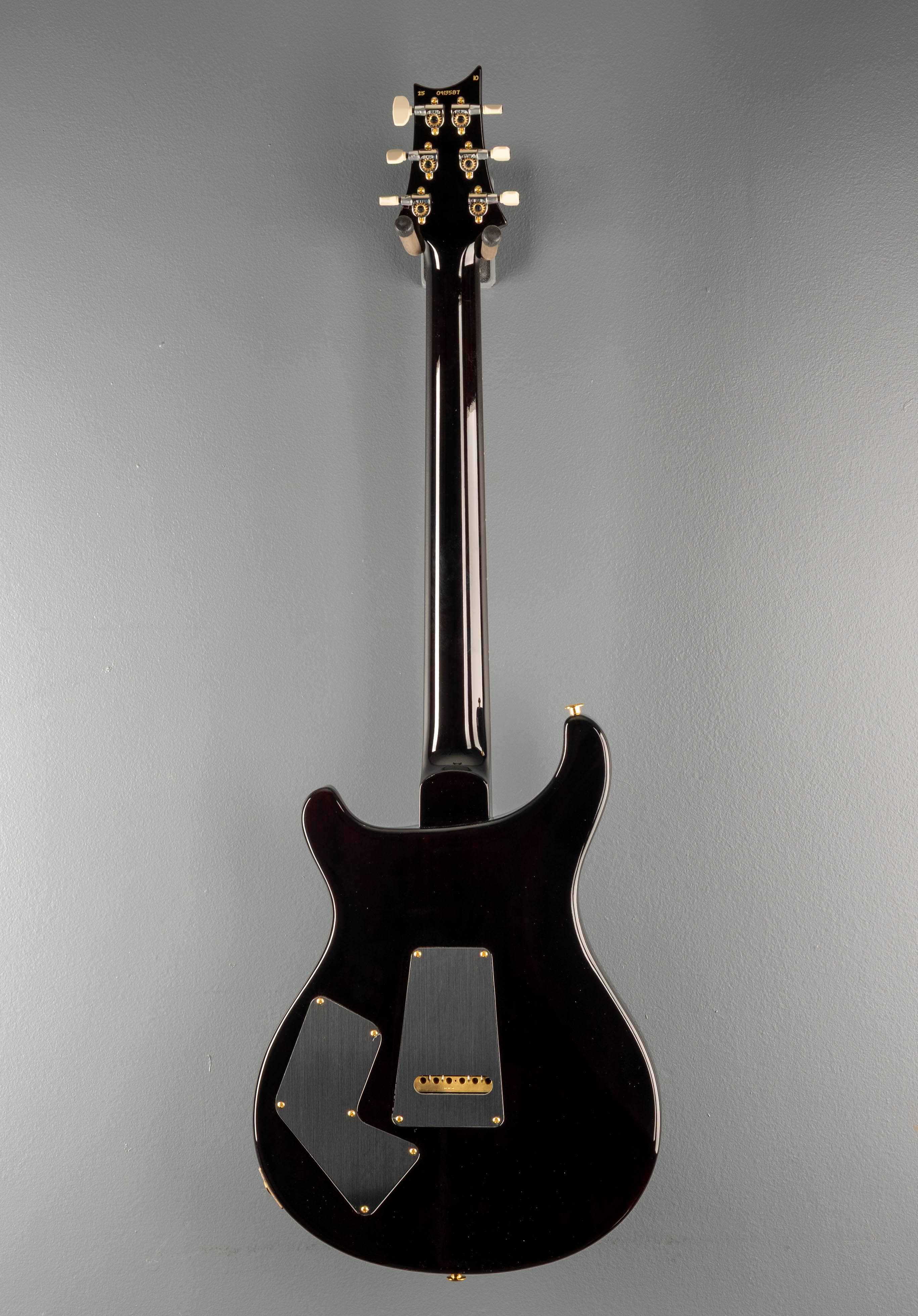 Modern Eagle V 10 Top - Black Gold Wraparound Burst - Image 4