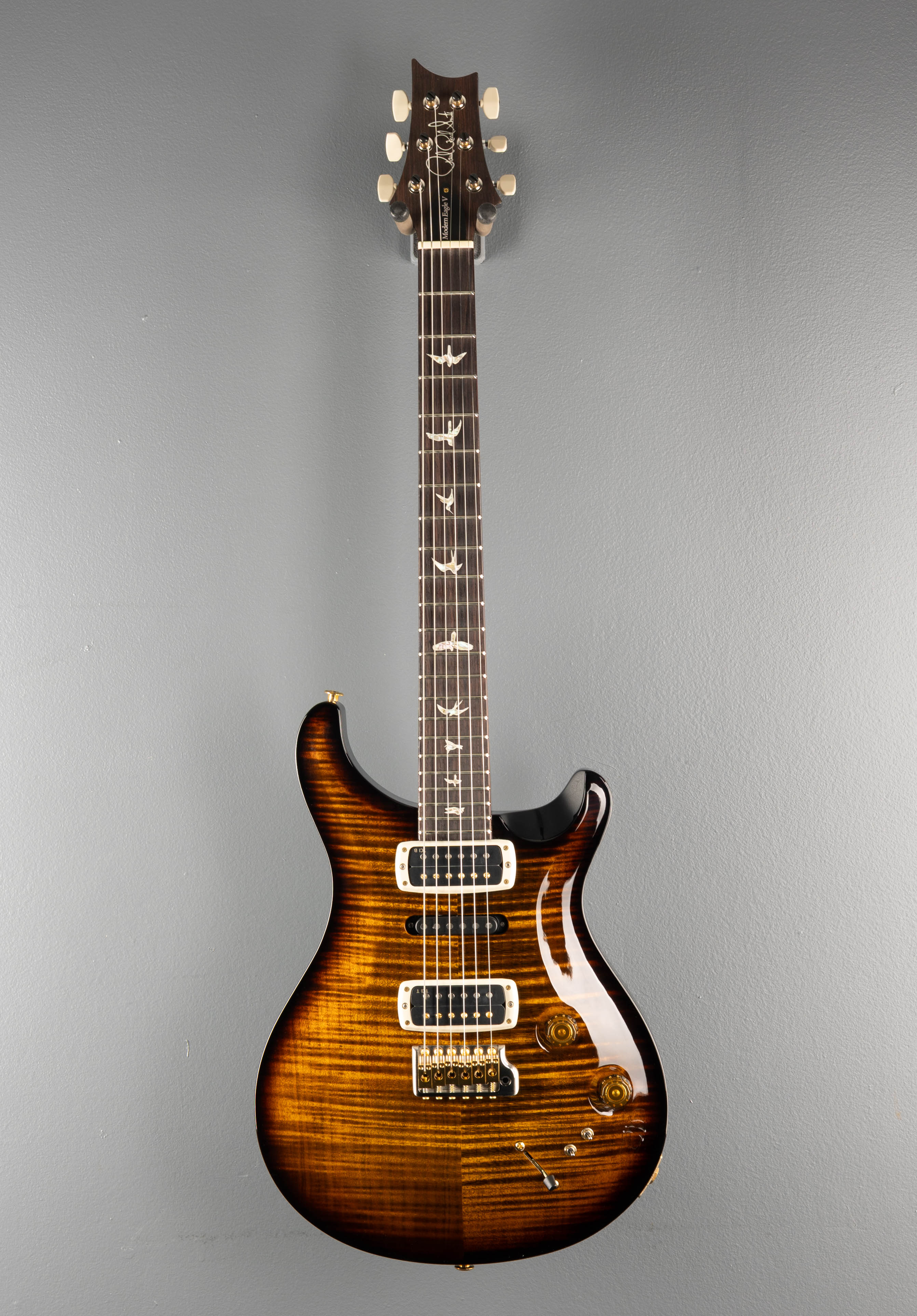 Modern Eagle V 10 Top - Black Gold Wraparound Burst - Image 3