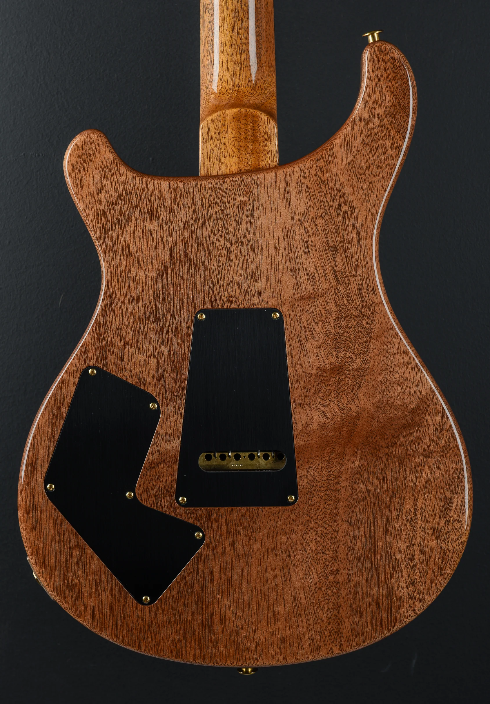 Modern Eagle V 10 Top - Charcoal - Image 4
