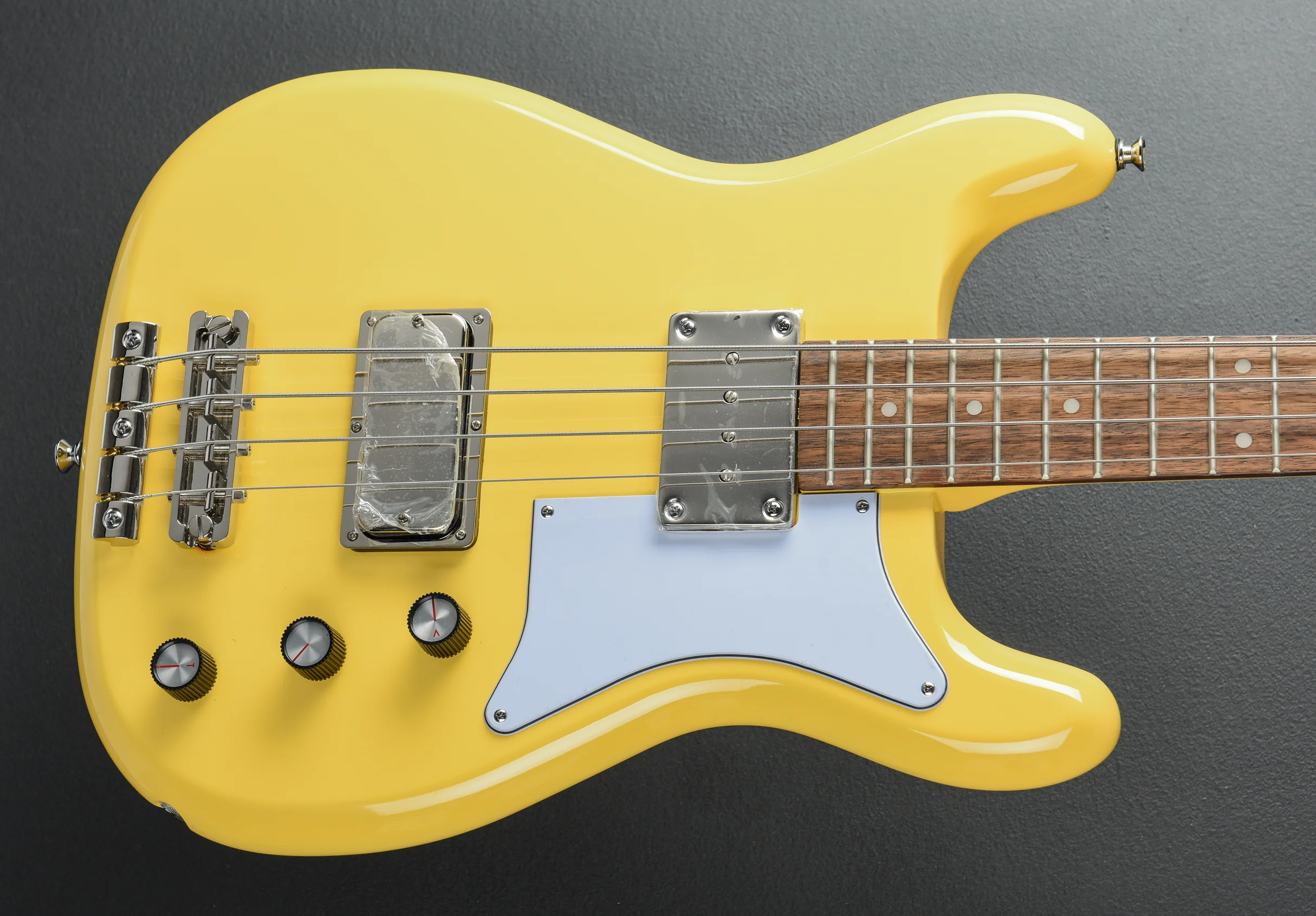 Newport Bass - Sunset Yellow