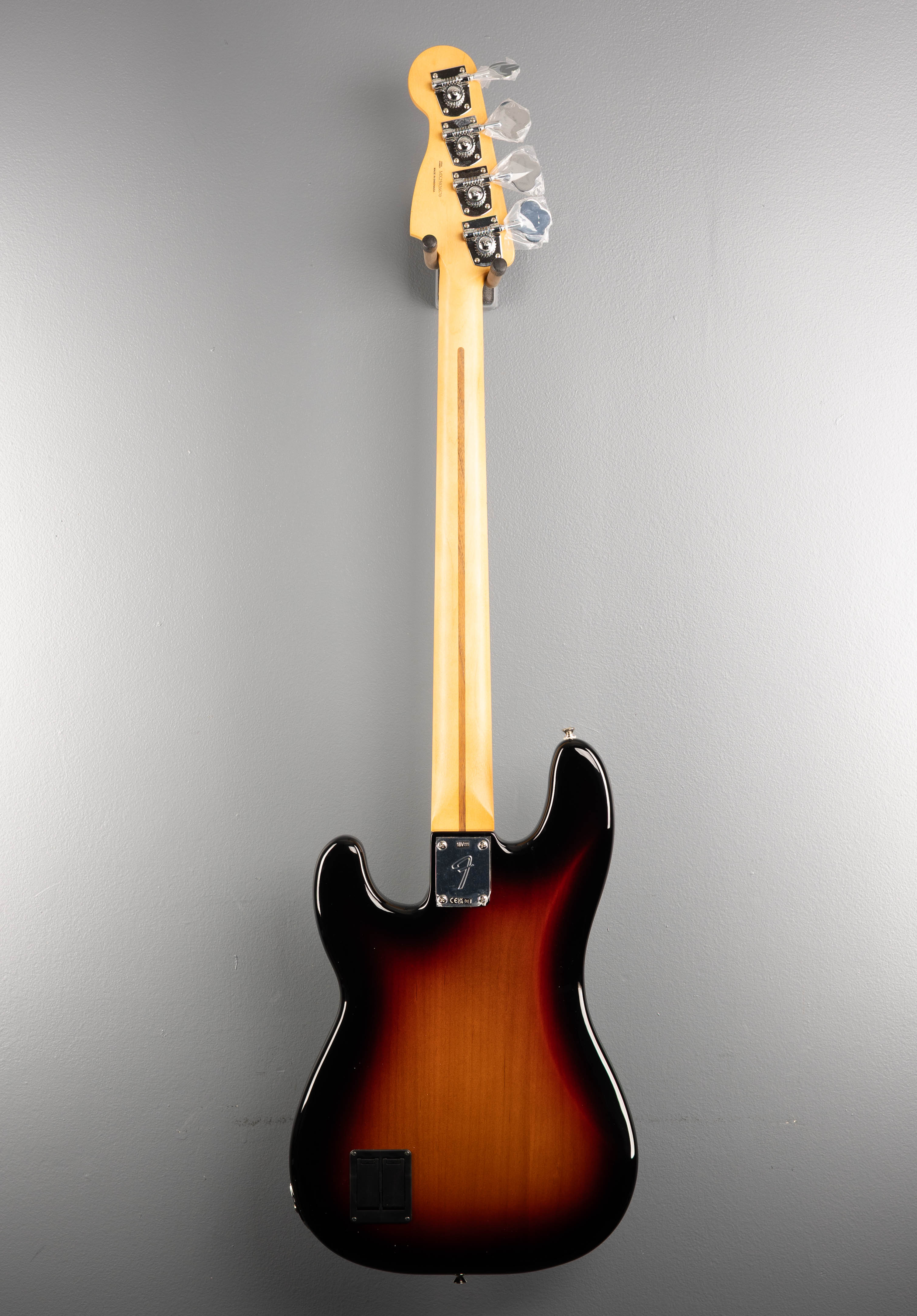 Player II Modified Active Precision Bass - 3 Tone Sunburst - Image 5