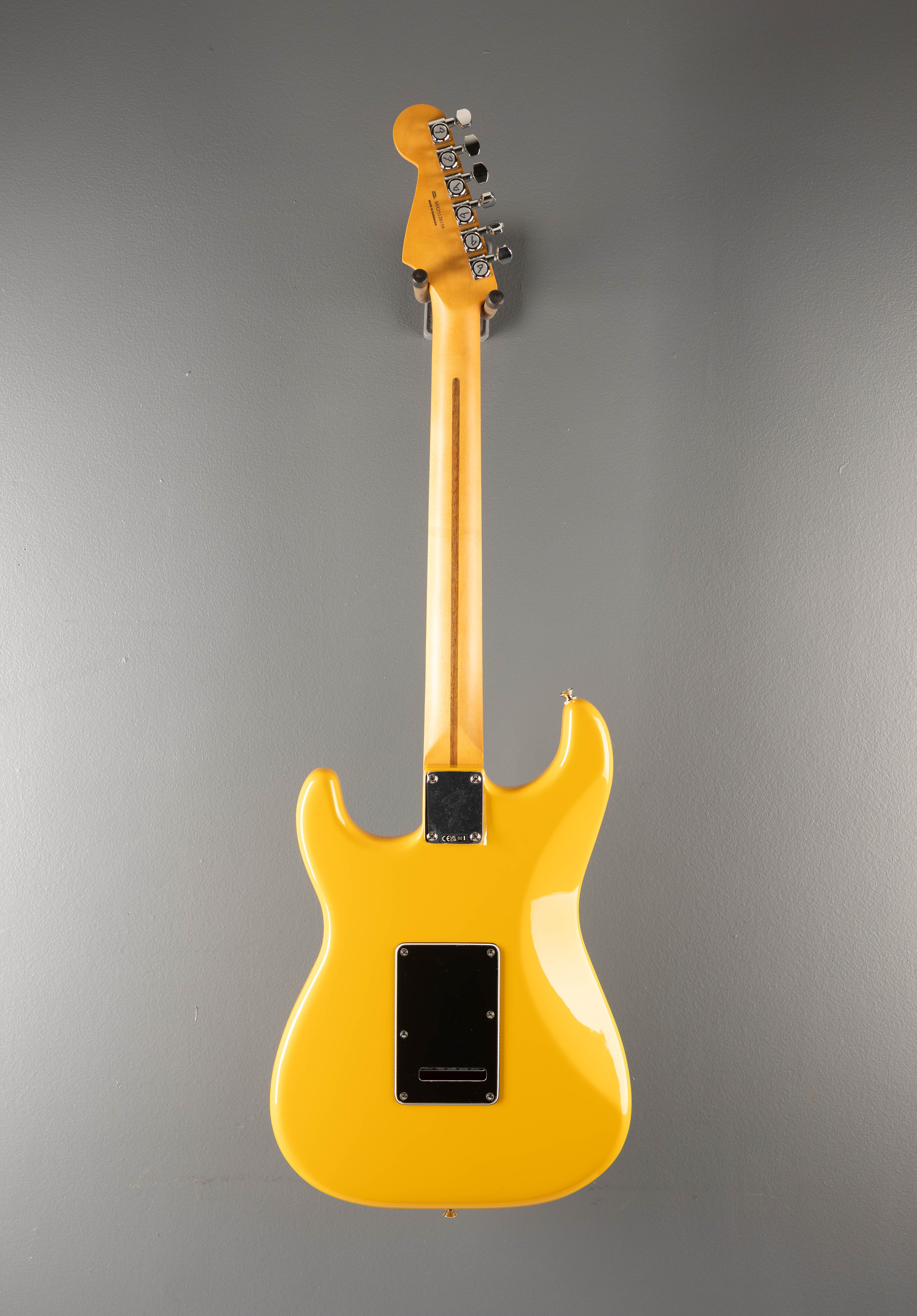 Player II Modified Stratocaster HSS - Sunshine Yellow - Image 5