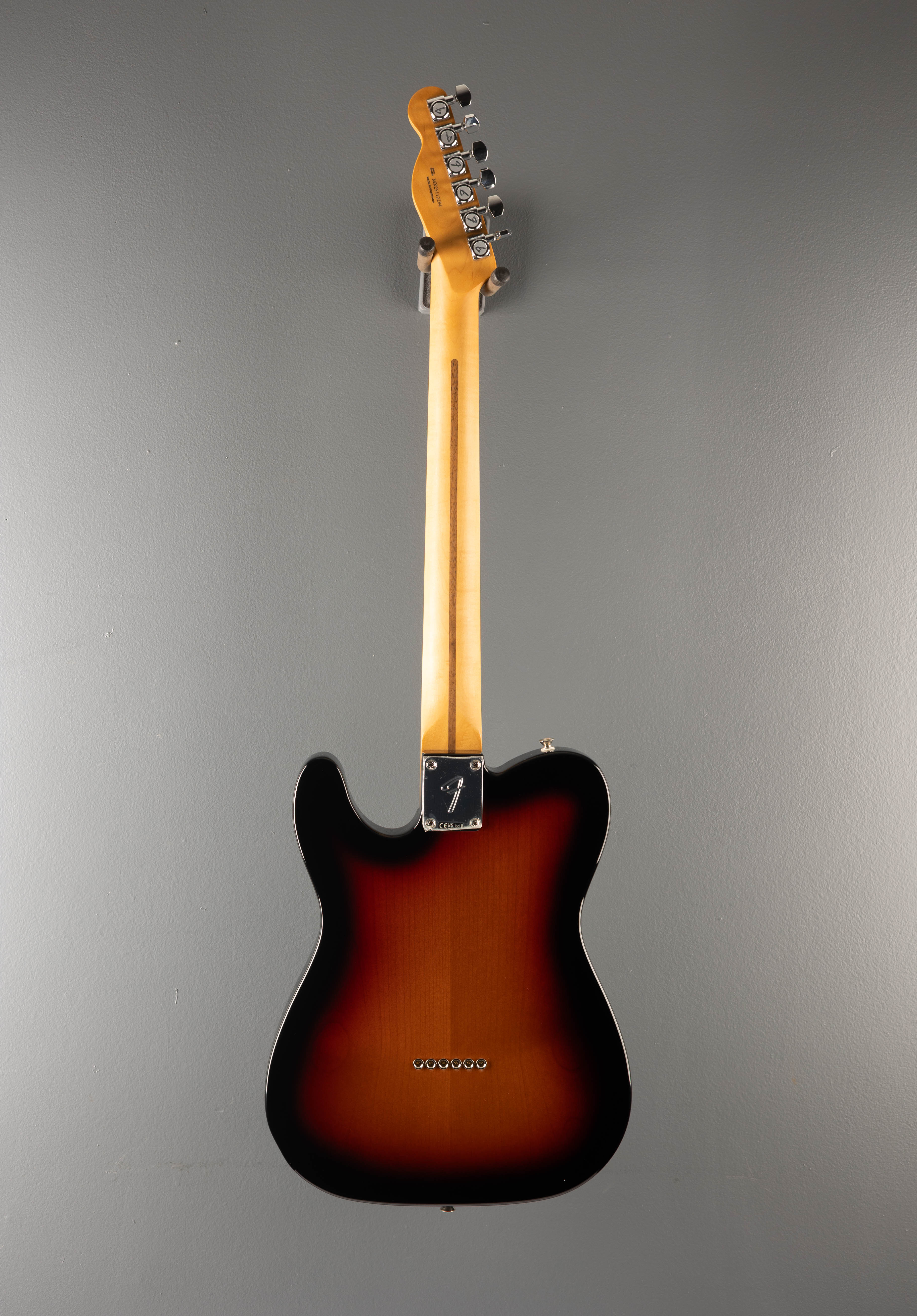 Player II Modified Telecaster SH - 3 Tone Sunburst - Image 5