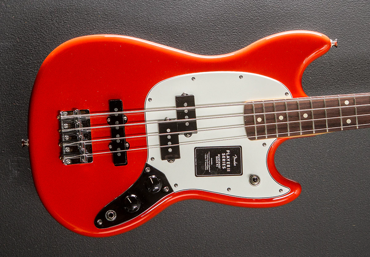 Player II Mustang Bass PJ - Coral Red w/Rosewood