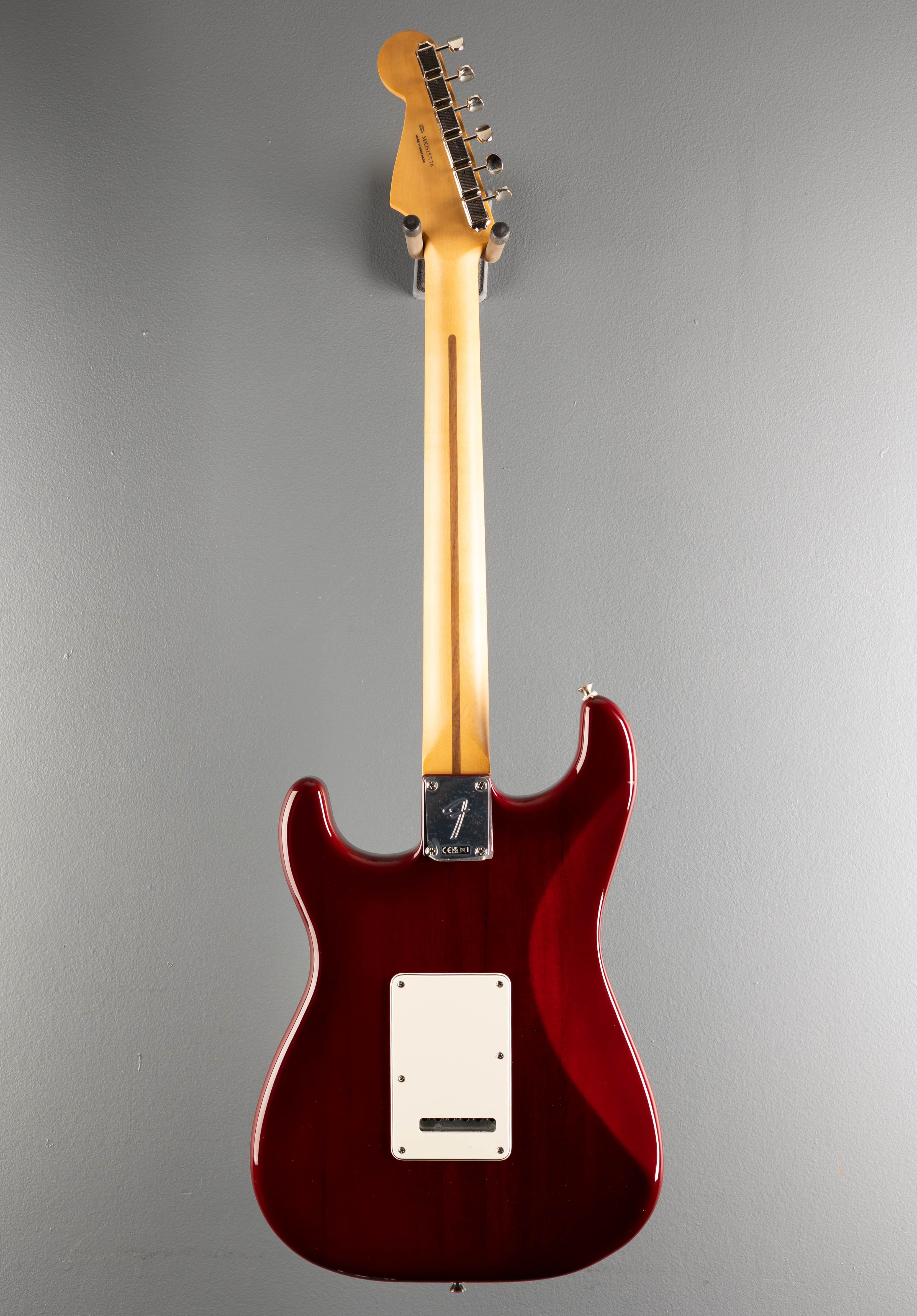 Player II Stratocaster - Transparent Cherry Burst - Image 5