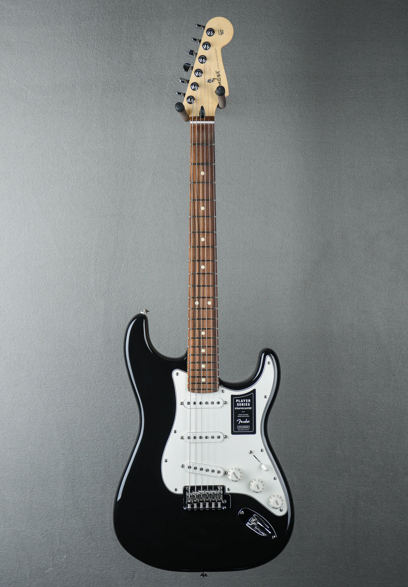 Player Stratocaster - Black W/ Pau Ferro - Image 3