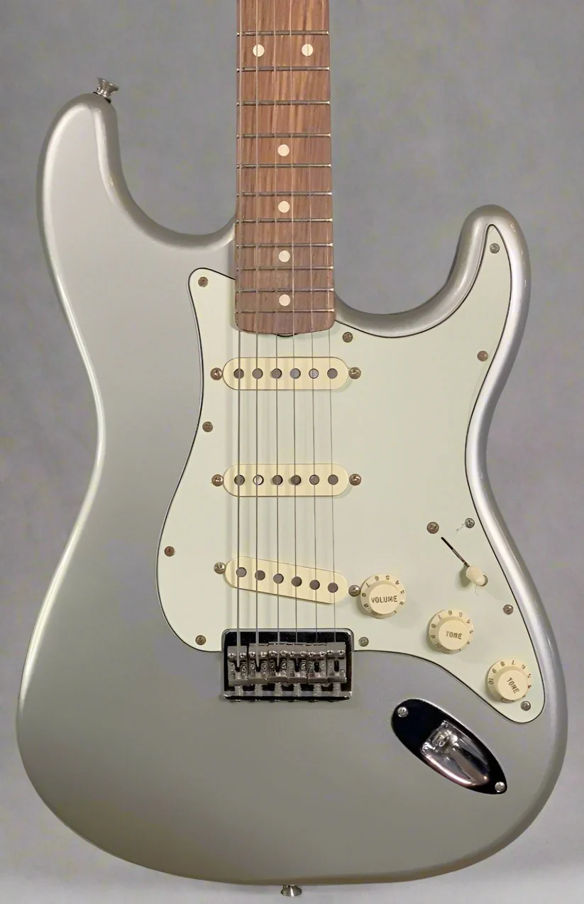 ROBERT CRAY STRATOCASTER-Inca Silver - Image 2