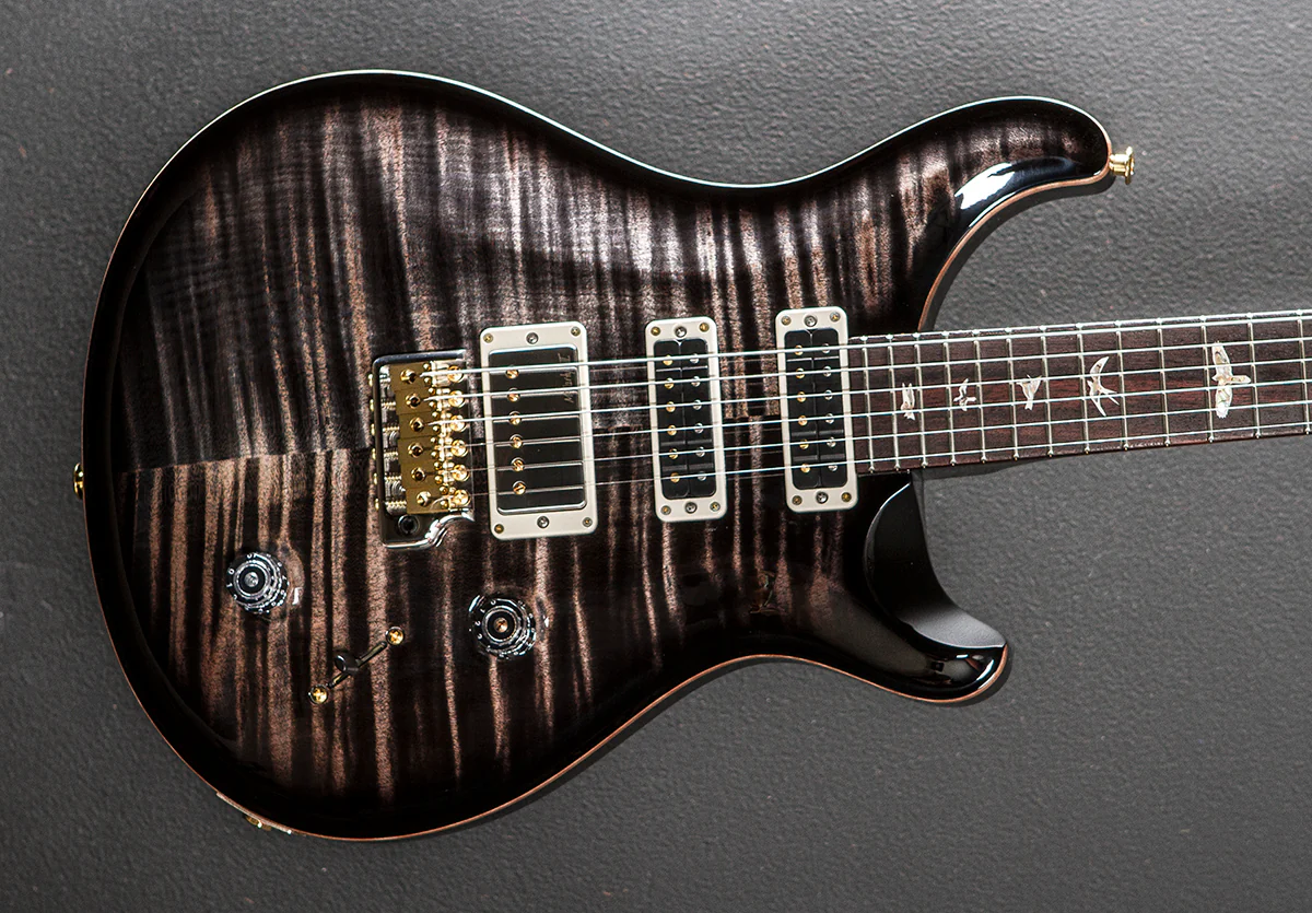 Studio 10 Top - Charcoal Burst
