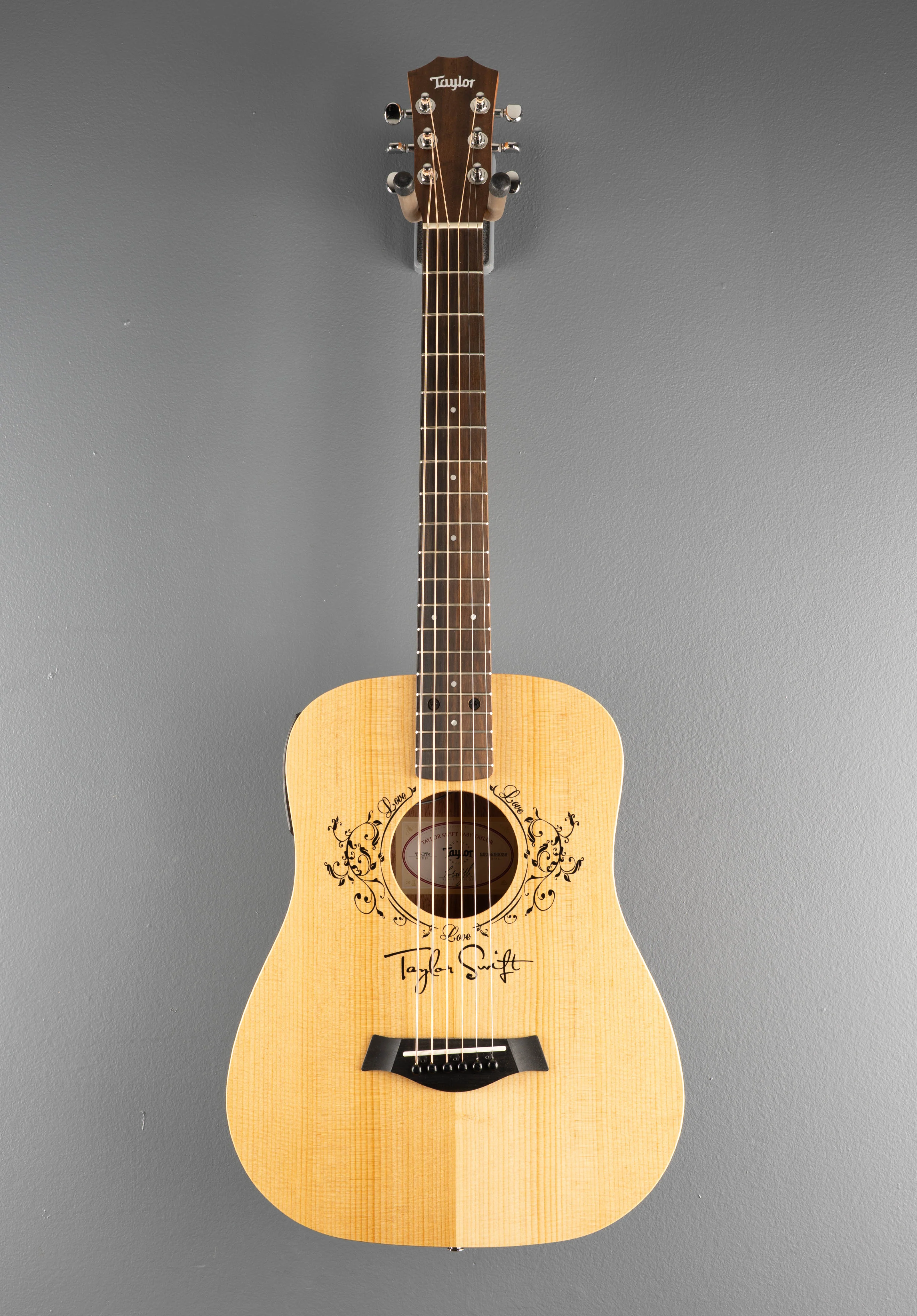 USED Taylor Swift TS-BTE Baby '26 - Image 3
