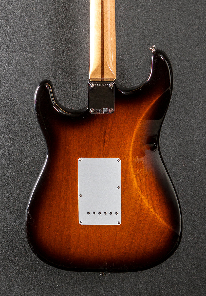 Used 60th Anniversary American Vintage 1954 Strat '14 - Image 4