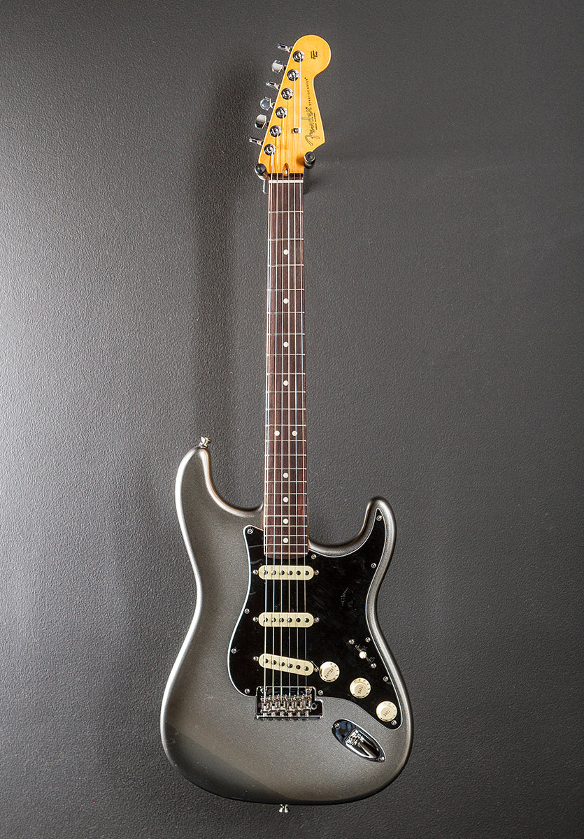 Used American Professional II Strat '22 - Image 3