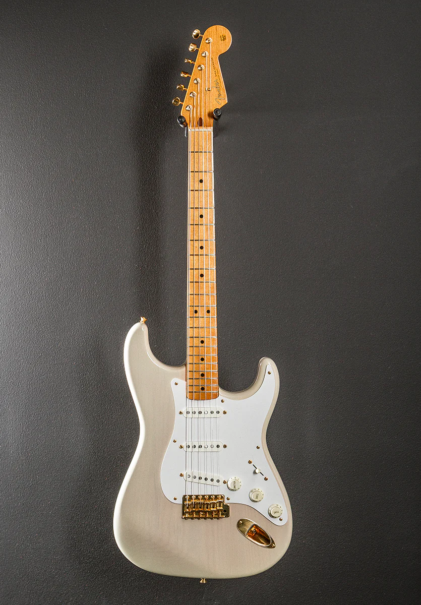 Used American Vintage '57 Reissue Strat, Recent - Image 3