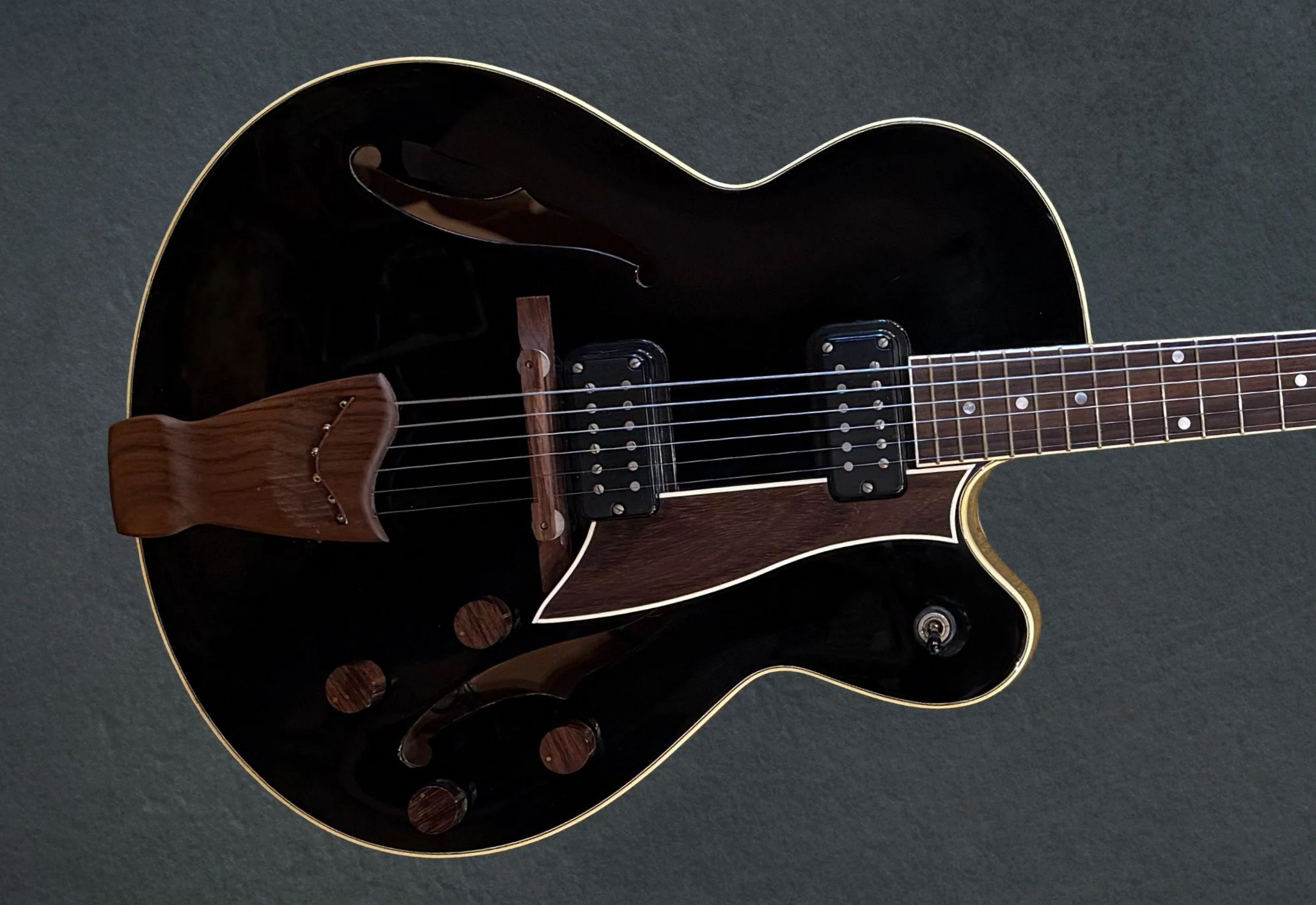 Used D'Aquisto Standard '85