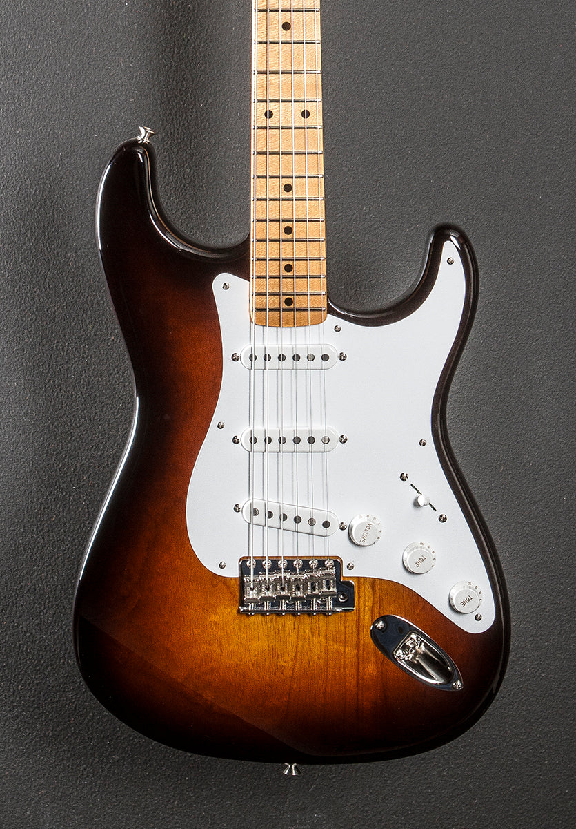 Used Limited Edition 70th Anniversary 1954 NOS Strat '24 - Image 2