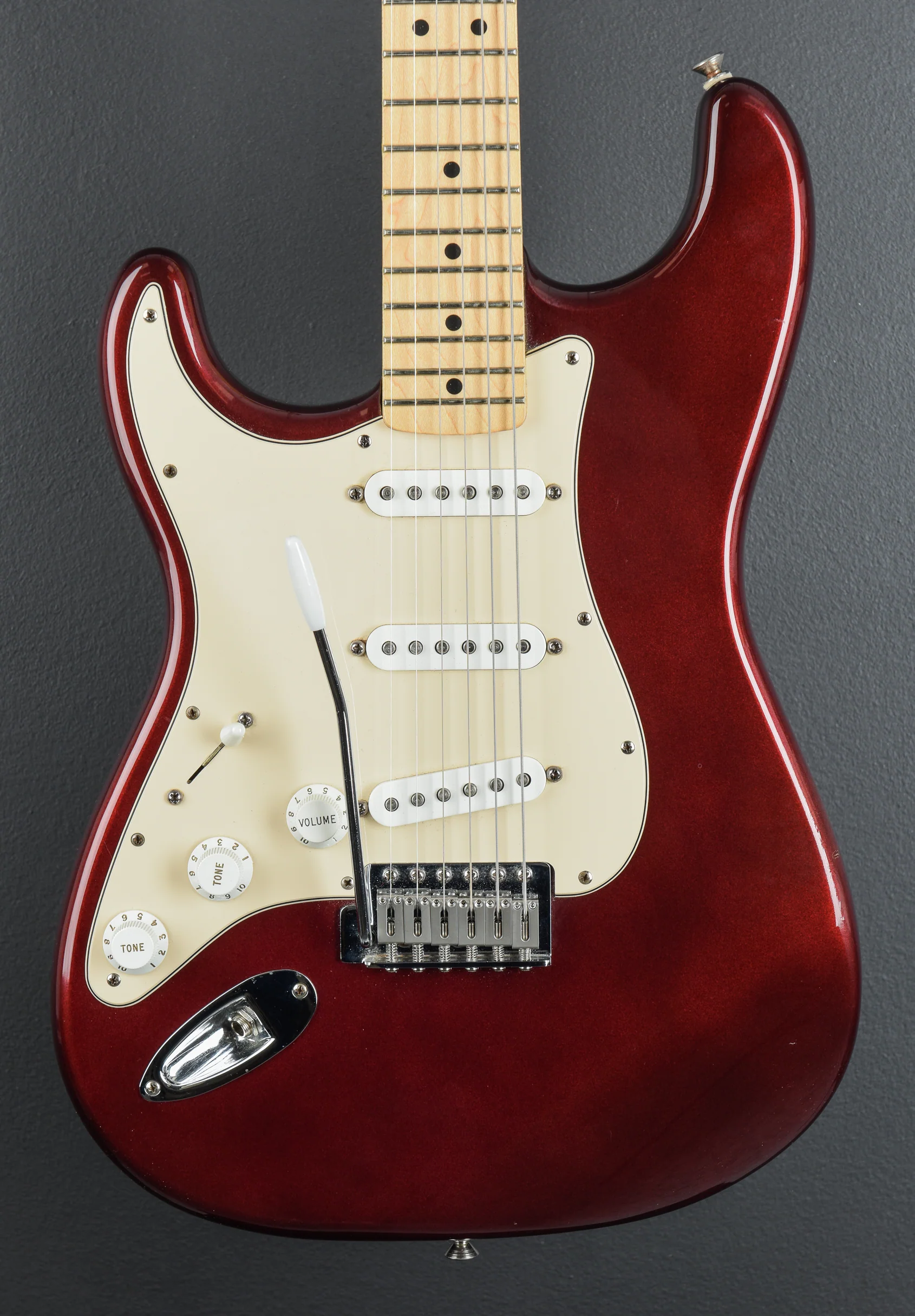 USED Standard Strat Left Handed '15 - Image 2