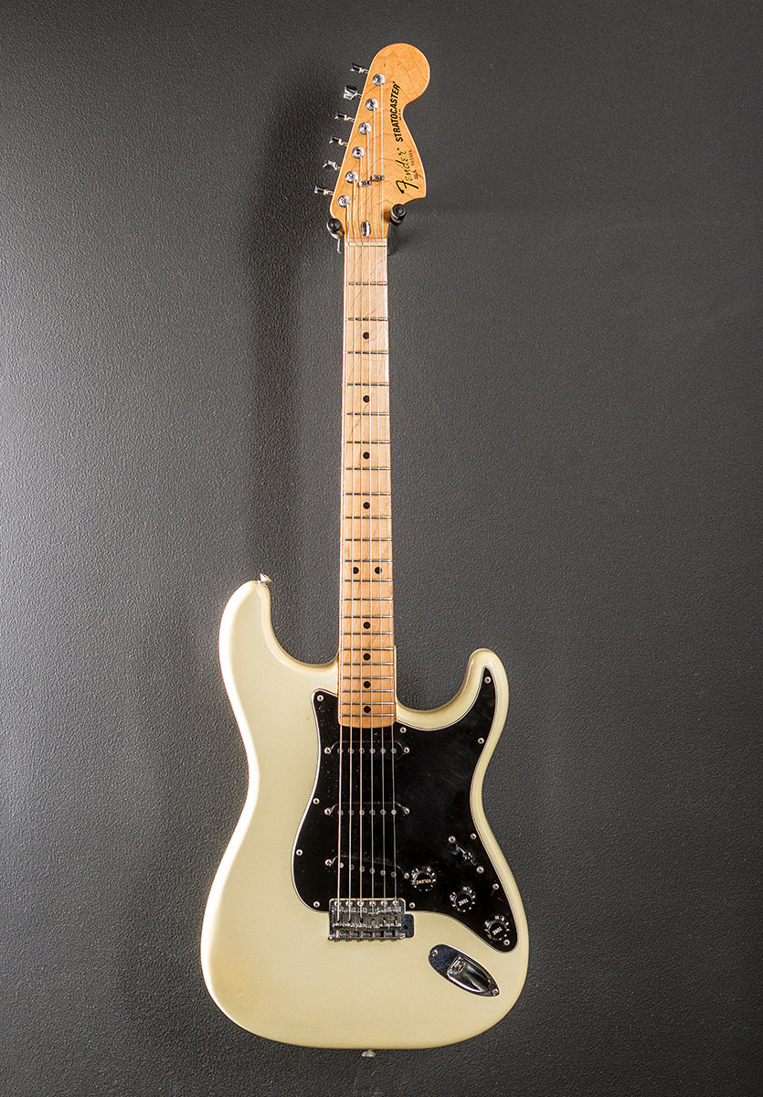 Used Strat '81 - Image 3