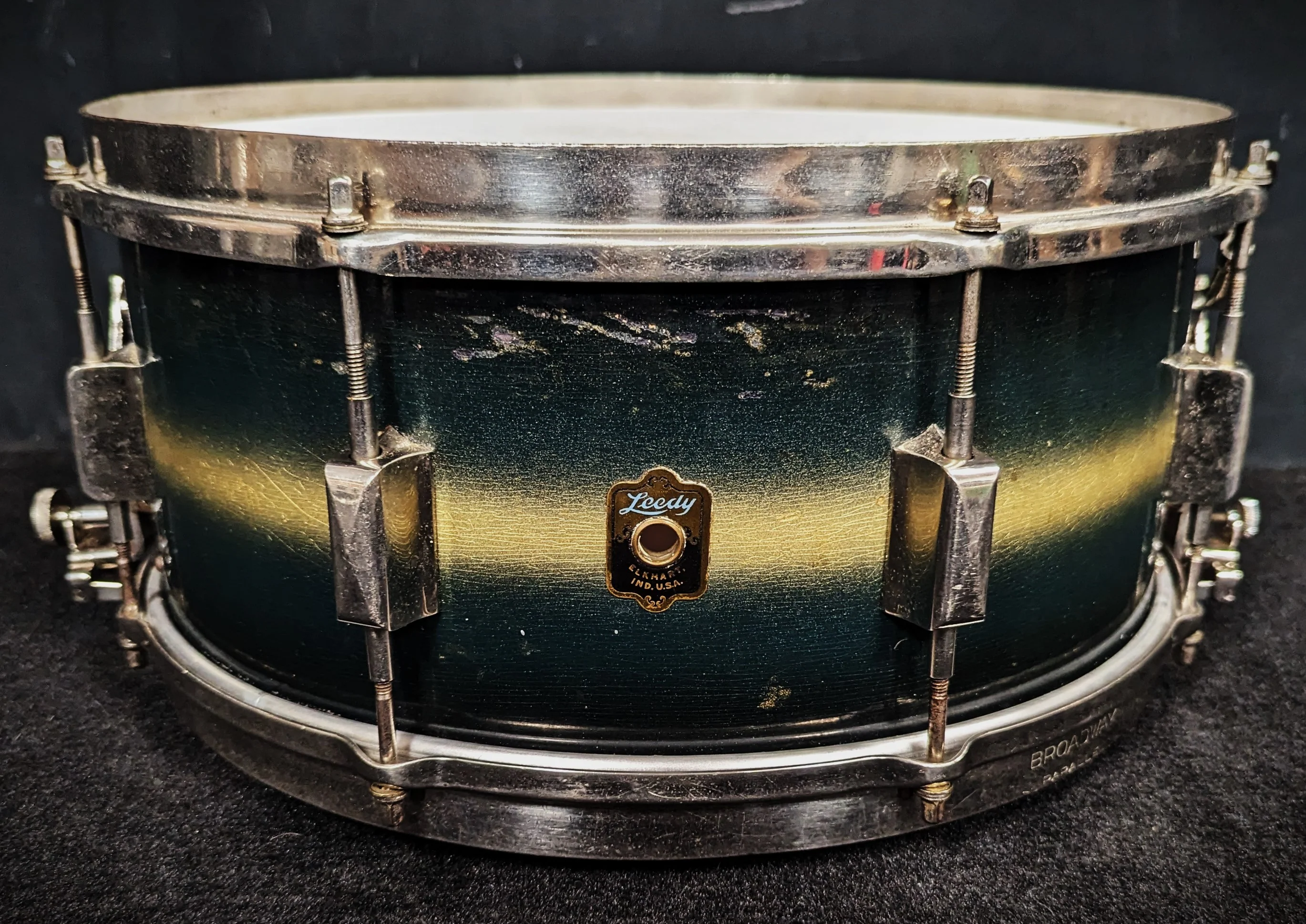 Vintage 1936 Broadway Parallel Snare - Image 5