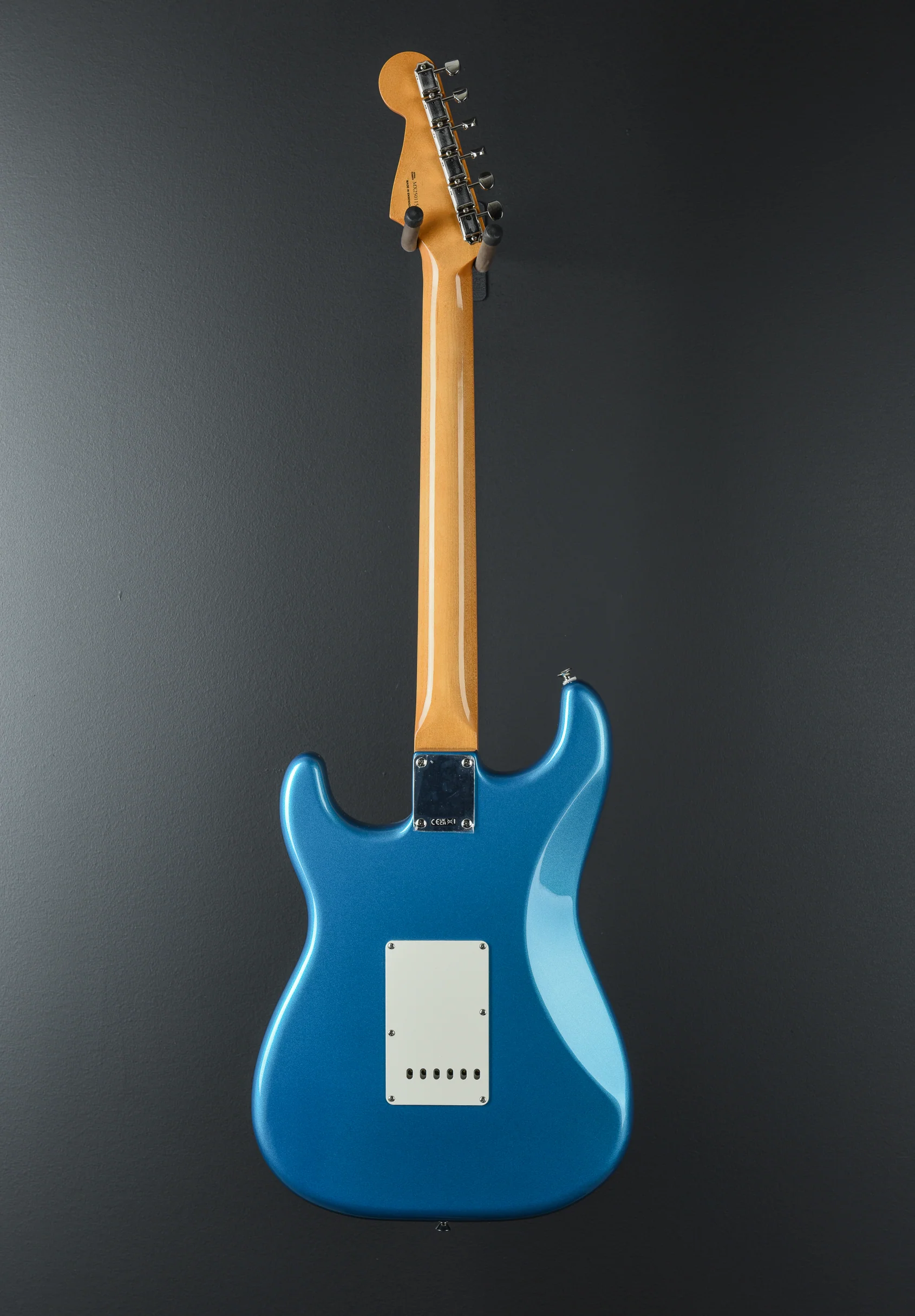 Vintera II 60's Stratocaster - Lake Placid Blue - Image 4
