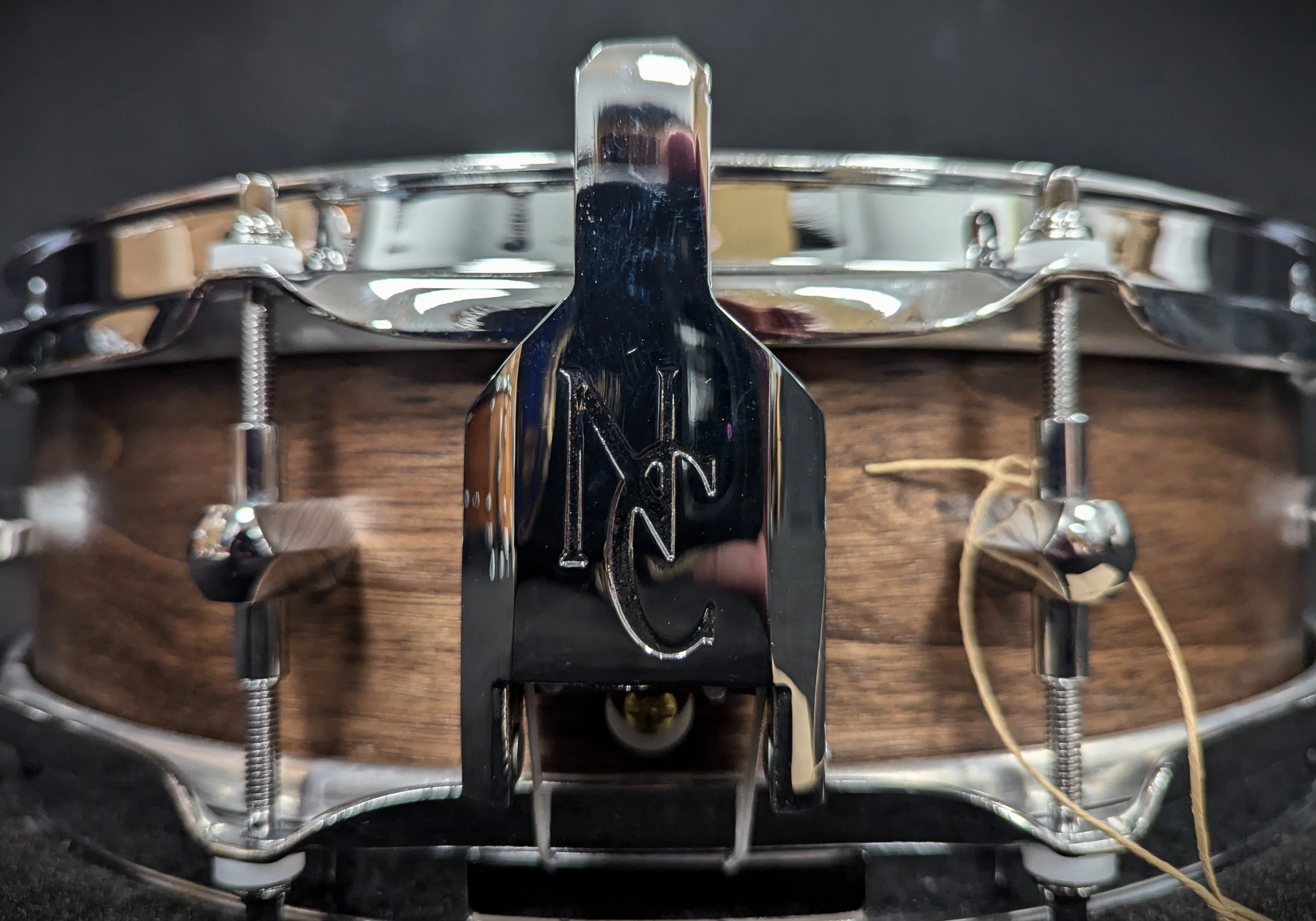 Walnut Classic Solid Shell Piccolo Snare - Image 2