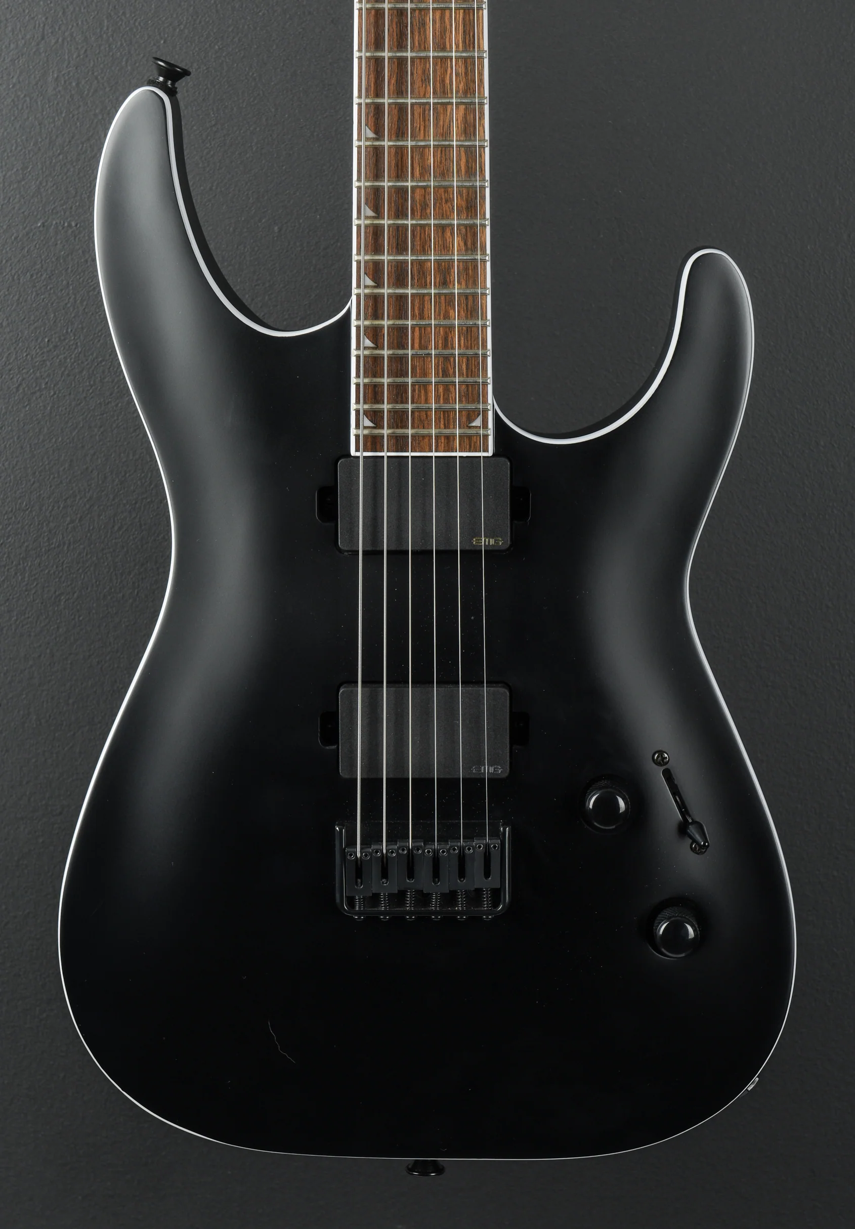X Series Soloist SLA6 DX Baritone - Image 2